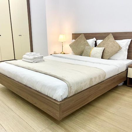 Central Adress Ad26 Букурещ Екстериор снимка